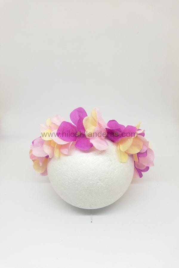 Diadema de hortensias crema mod. Flora. Complemento ideal para fiestas y comuniones. Hechas a mano