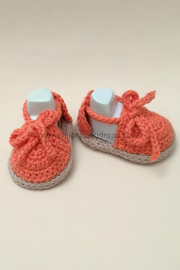Patucos sandalias crochet en algodón para bebé mod. Espadriles. Hechos a mano. Elige el color que quieras. Handmade. Ropa para bebés.