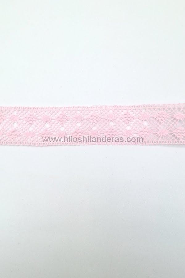 Entredós de encaje de bolillos fino color rosa 4 cm. mod. Rombos. Artículos para costureras. Crochet eco sostenible. Mercería económica en Sevilla.